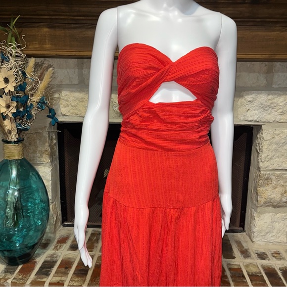 THML Josie Red Strapless Midi Dress with Bow Detail Size XL - Picture 9 of 16
